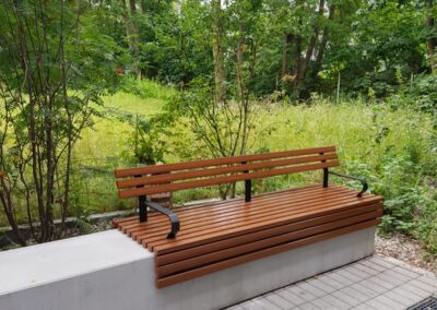 FUZJA ŁÓDŹ ławka profil z tworzywa ekologicznego